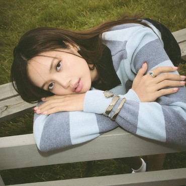 Lisa BLACKPINK Diduga Pamer Jam Tangan Couple Bareng Frederic Arnault