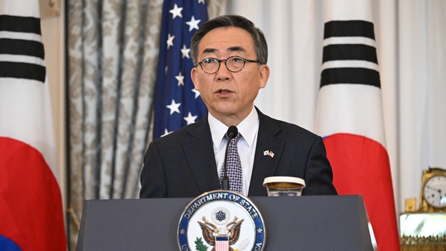 Menteri Luar Negeri Korea Selatan Cho Tae Yul mengatakan drama darurat militer berdampak ke misi diplomatik negara ini.