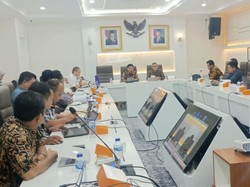 Kemenag Buka Lelang Pesawat Haji 2025, Minta Layanan Prioritas Lansia