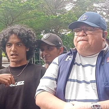 Begini Jawaban Nyeleneh Vadel Badjideh soal Hubungan dengan Lolly Tak Direstui