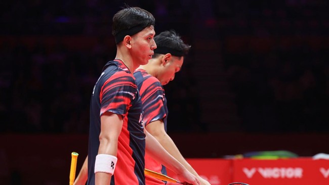 Tiga wakil Indonesia di babak semifinal BWF World Tour Finals 2024 gagal melanjutkan langkah ke partai puncak. Puasa gelar Indonesia di turnamen ini berlanjut.