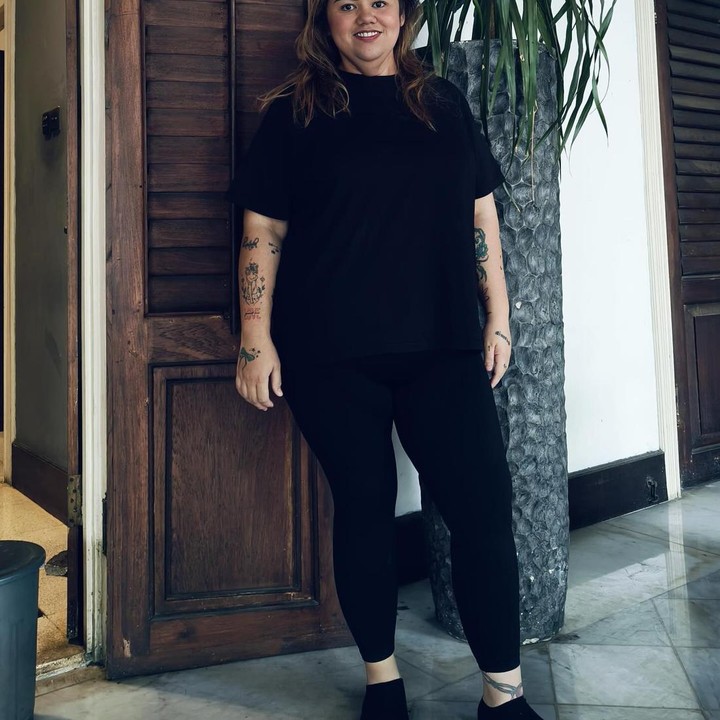<p>Menurunkan berat badan mungkin bukan hal yang mudah, tetapi dengan ketekunan dan niat mungkin Bunda dapat mencapainya. Beberapa figur publik pun menjalani diet untuk mendapatkan tubuh ideal, salah satunya adalah Jelita Ramlan. (Foto: Instagram: @jelitaramlan)</p>