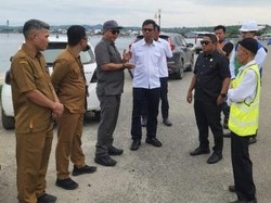 Legislator Parepare Soroti Jalan di Pelabuhan Lontangnge Rusak Tak Diperbaiki