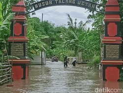 Waspada! Air Sungai Dengkeng Klaten Mulai Naik ke Permukiman-Sawah