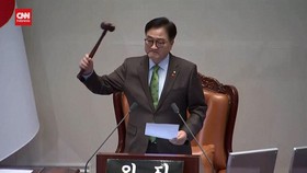 VIDEO: Presiden Yoon Suk Yeol Resmi Dimakzulkan