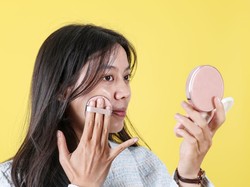 5 Cushion Keluaran Terbaru, Diklaim Tahan 24 Jam Hingga Mengandung Skincare