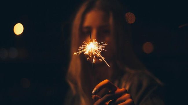 Tak Suka Keramaian, Ini 5 Trik Merayakan Tahun Baru untuk Introvert