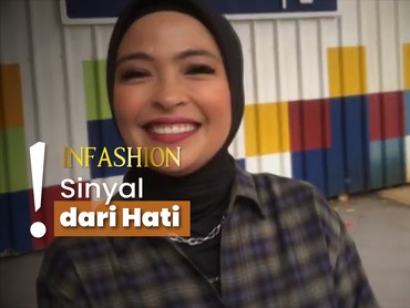 Selera Fashion Sama, Tantri-Chua 'Kotak' Sering Tukaran Warna Sepatu