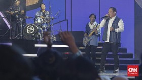 FOTO: Bang Toyib dan Udin dari Wali Hadir di HUT Transmedia 23