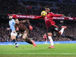 Amad Diallo Samai Robin van Persie Saat MU Libas Man City