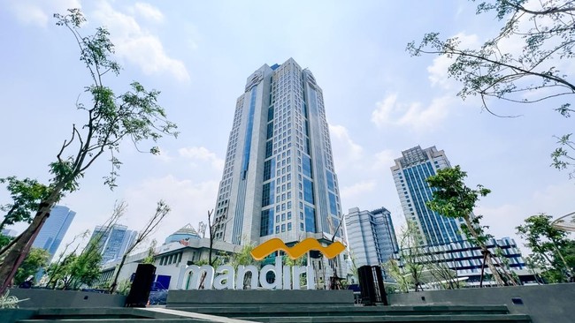 Pada 2024, Bank Mandiri berhasil mempertahankan serta memperluas lingkup sertifikasi ISO 22301:2019 Business Continuity Management System (BCMS).