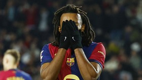 Hasil La Liga: Barcelona Kalah, La Liga Makin Sengit