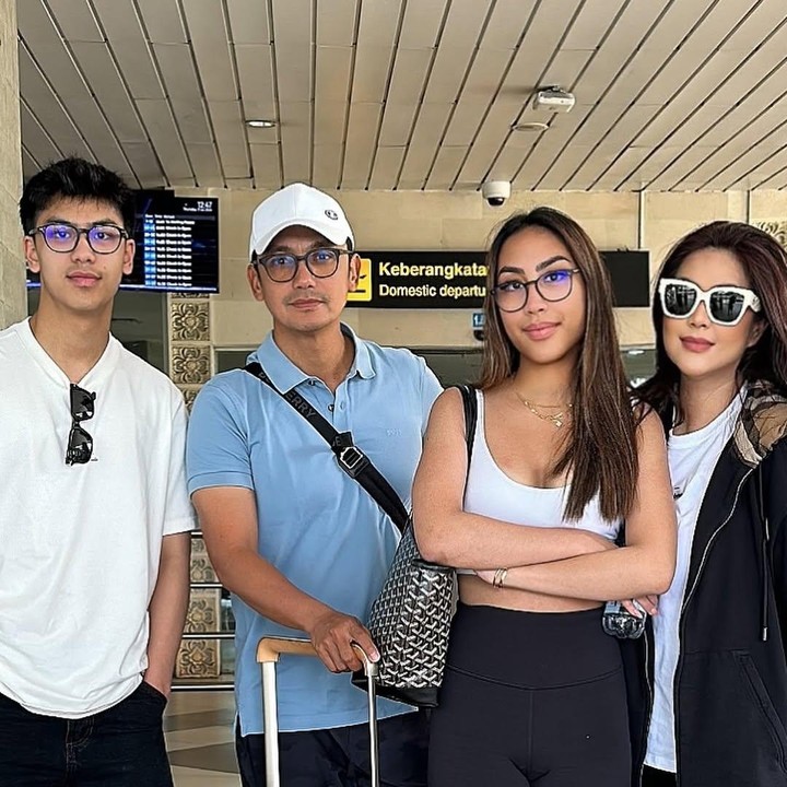 <p>Anak laki-laki Gunawan Sudrajat dan Sybilla Ernova yang bernama Adhna Khayru Akyela Hardikusumo ternyata pernah memiliki pengalaman tak menyenangkan semasa kecilnya, Bunda. (Foto: Instagram: @gunawan_sudrajat_real)</p>