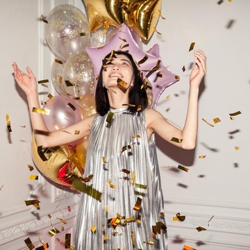 4 Zodiak yang Diprediksi Akan Paling Beruntung di Tahun 2025, Wah... Termasuk Kamu?