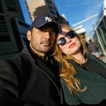 Selamat! Istri Ario Bayu Lahirkan Anak Kedua