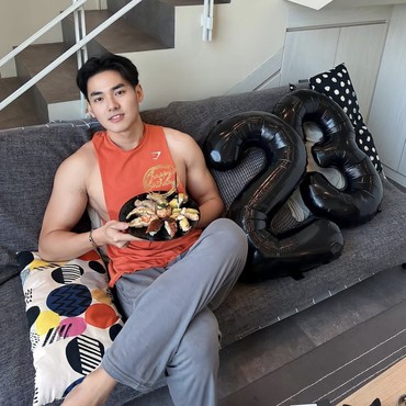 Profil & Agama Matthew Gilbert Pacar Berondong Nikita Mirzani, 14 Tahun Lebih Muda