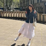 Get The Look: Tampil Casual & Chic dengan Denim Jacket ala Ningning 'aespa'