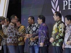 Jadi Daerah Mandiri, Pemkab Badung Raih 3 Penghargaan dari Kemendagri
