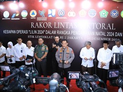 Kapolri Pastikan 61 Ribu Lokasi Ibadah dan Rekreasi Aman Saat Nataru