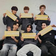 5 Potret INFINITE di Konser Anniversary ke-15 'LIMITED EDITION' di Seoul, Bikin Nostalgia