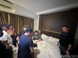 Anak Bos Toko Roti Diciduk Usai Aniaya Karyawan, Ada Sosok Pria Telanjang Dada