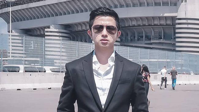 Azmi Fadhlih, Dokter yang juga dikenal sebagai Spesialis Kulit dan Kelamin sekaligus influencer itu dikabarkan meninggal pada Senin, (16/12) pukul 02.00 WIB.
