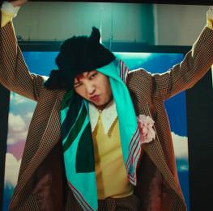 GDRAGON dalam musik video 'Power'/ Foto: Youtube.com/OfficialGDRAGON
