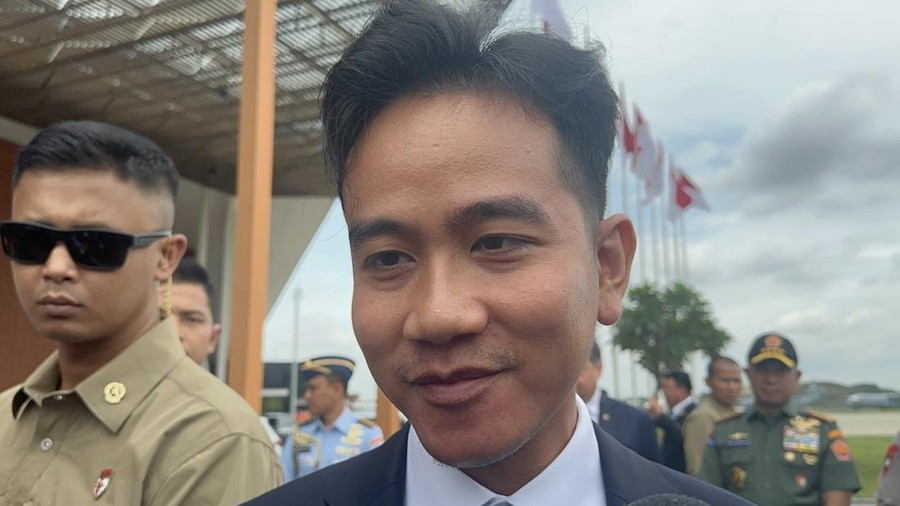 Gibran Rakabuming Raka Wapres Gibran Rakabuming Raka di Pangkalan TNI AU, Bandara Halim Perdanakusuma, Jakarta, Selasa (17/12/2024).