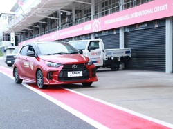 Rayakan HUT Pertama, GR Enthusiast Geber Agya GR dan GR Yaris di Mandalika