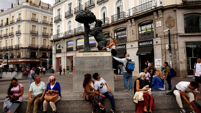 Takhta Paris di Prancis maupun Venesia di Italia yang sering disebut-sebut sebagai kota paling romantis Eropa kini telah digeser kota asal Spanyol.