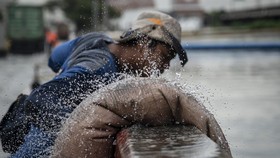 Jakarta Diguyur Hujan dari Semalam, Dua Ruas Jalan Terendam Banjir