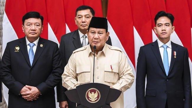 Budi Gunawan Dicopot, Posisi Menko Polkam Sementara Kosong Kursi Menkopolkam masih kosong setelah Prabowo reshuffle kabinet dan mencopot Budi Gunawan dari jabatan Menko Polkam.