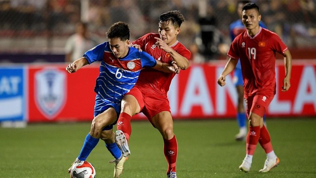 Timnas Vietnam berhasil memaksakan hasil imbang lewat gol Doan Ngoc Tan di masa injury time. Gol itu juga turut menguntungkan Timnas Indonesia di Piala AFF.