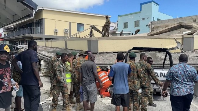 Kemlu RI melaporkan tidak ada warga negara Indonesia (WNI) yang menjadi korban imbas gempa bumi magnitudo 7,4 yang mengguncang Vanuatu pada Selasa (17/12).