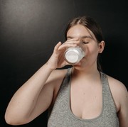 Benarkah Suka Minum Susu Bikin Gemuk? Ini Fakta Sebenarnya...