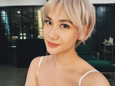 img-title Takut Dilarang Bawakan Lagu Hit Sendiri, BCL Curhat di DPR: Aku Harus Nyanyi Apa?