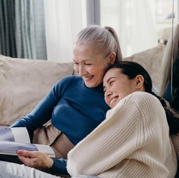 7 Cara Kreatif Merayakan Hari Ibu di Rumah agar Tetap Berkesan