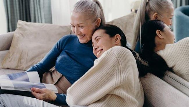7 Cara Kreatif Merayakan Hari Ibu di Rumah agar Tetap Berkesan