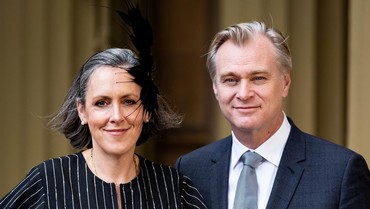 img-title Christopher Nolan dan Emma Thomas Dianugerahi Gelar Bangsawan dari Kerajaan Inggris