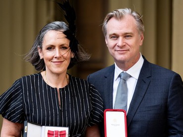 img-title Christopher Nolan dan Emma Thomas Dianugerahi Gelar Bangsawan dari Kerajaan Inggris