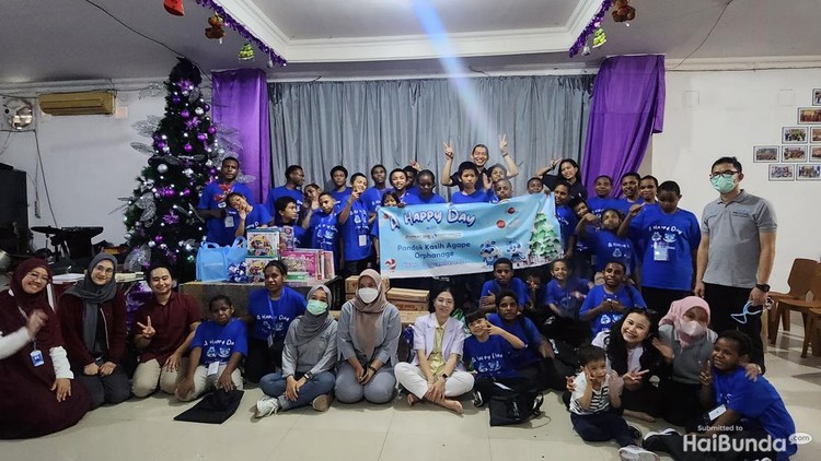J Trust Bank dan Panti Asuhan Pondok Kasih Agape