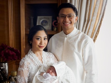 7 Potret Momen Akikah Baby Tania Putri Kedua Nona Willy Penuh Keakraban Keluarga