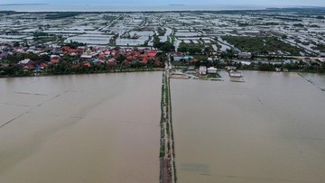 Banjir Terjang Sejumlah Desa di Kediri, Rumah Warga Tenggelam