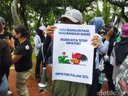 Rezeki Dipatok PPN 12%, Warga Demo Tolak Kenaikan PPN di Dekat Istana