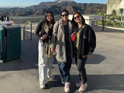 5 Potret Kompak 3 Putri Shahnaz Haque yang Lagi Reunian di Los Angeles