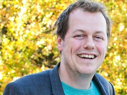 Ibu Jadi Ratu Inggris, Anak Ratu Camilla Curhat soal Tak Dapat Gelar Bangsawan