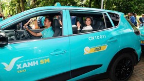Xanh SM Resmi Luncurkan Taksi Listrik di Indonesia