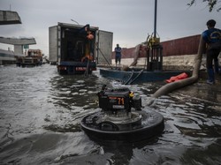 Jakarta Potensi Cuaca Ekstrem, 1.175 Pompa Air Disiagakan Antisipasi Banjir