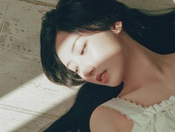 Makna dan Lirik Lagu Baru HaSeul 'Fragile Eyes'