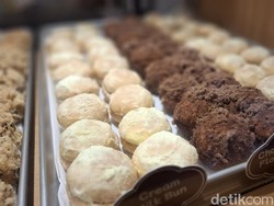 Jajan Bolo Bun Lumer di Kedai Mungil di Pasar Cihapit